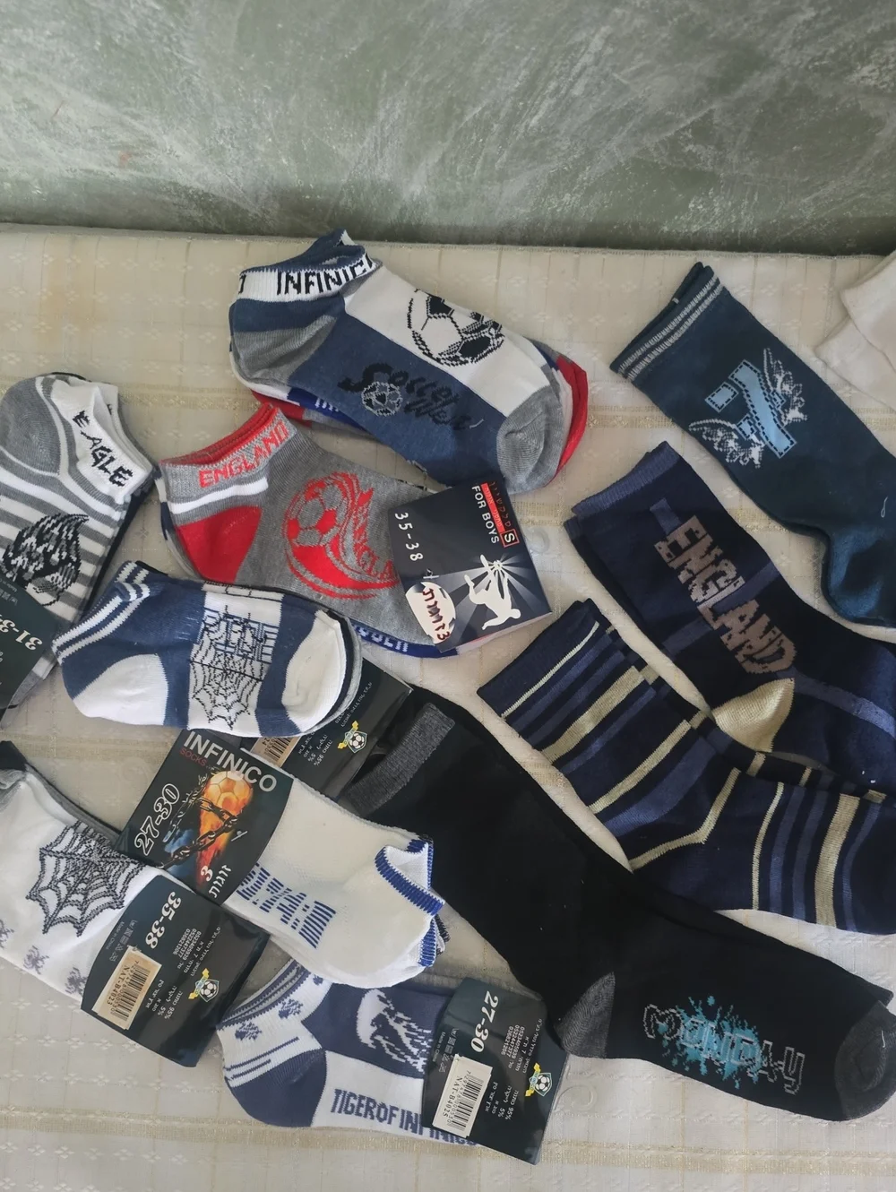Kids Boys Assorted Athletic Socks - Multipack, 26 Pairs New